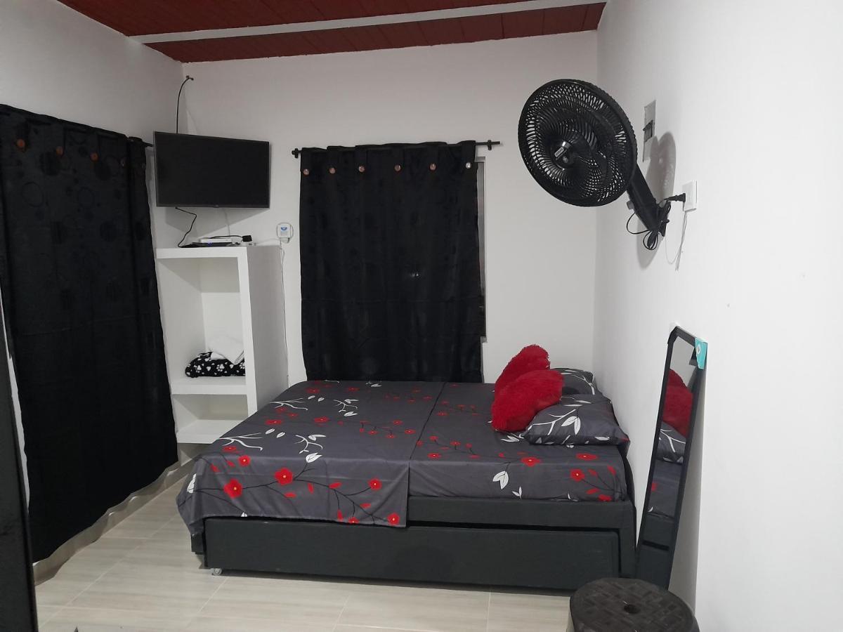 Apartaestudios El Jardin Cali Buitenkant foto